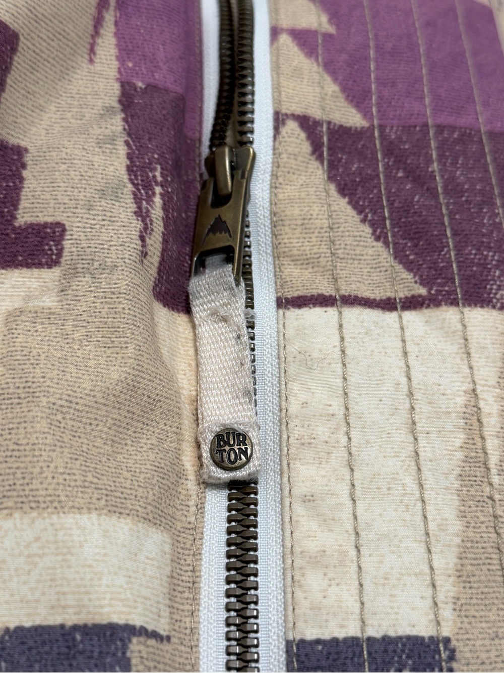 Burton Women's Hazel Jacket - Picture 4 of 13
